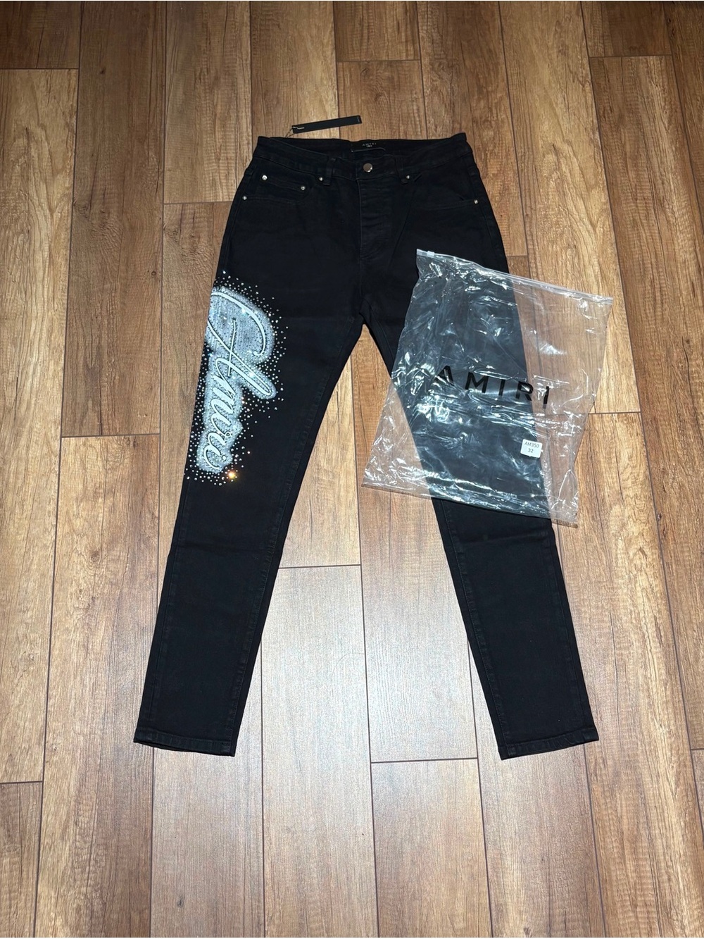 Amiri VVS Rhinestone Black Slim Fit Jeans with White Logo Brand New Waist 32